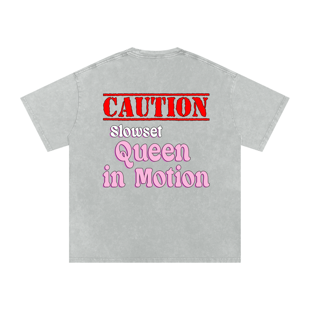Caution SlowSet Queen in Motion