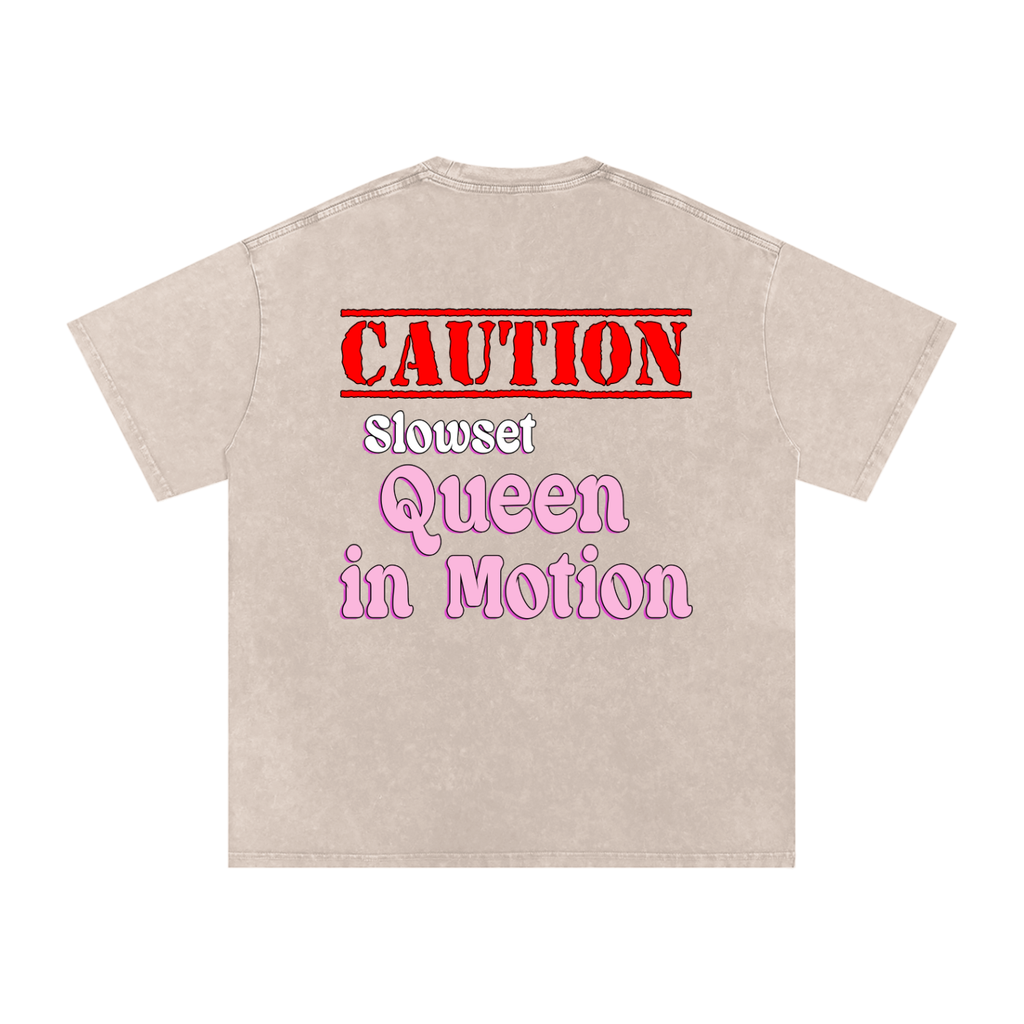 Caution SlowSet Queen in Motion